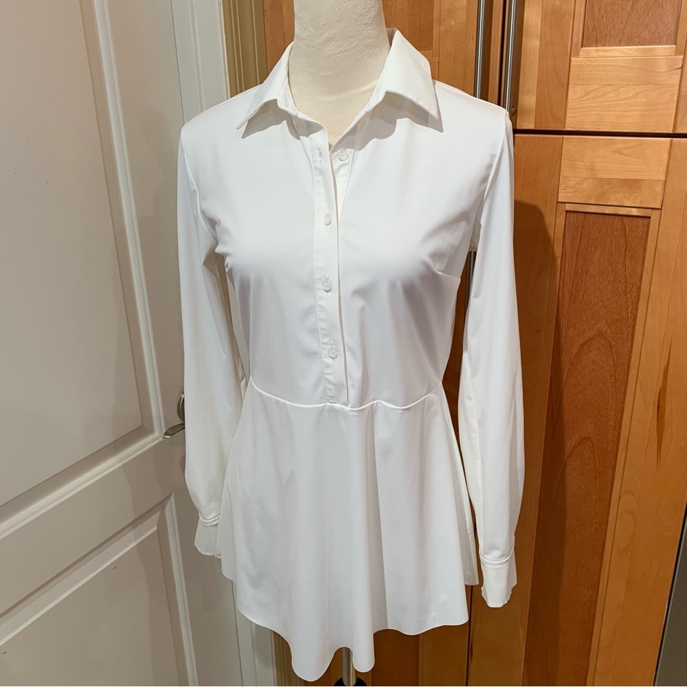 LYSSÉ. New York. Long sleeve‎ White Shirt. Size XS.